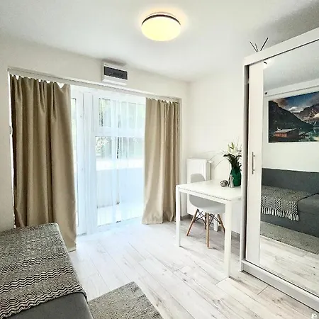 Goplanska Free Parking Self Check-in 24h Poznan