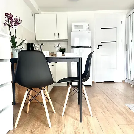 Goplanska Free Parking Self Check-in 24h Poznan