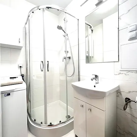 Goplanska Free Parking Self Check-in 24h *