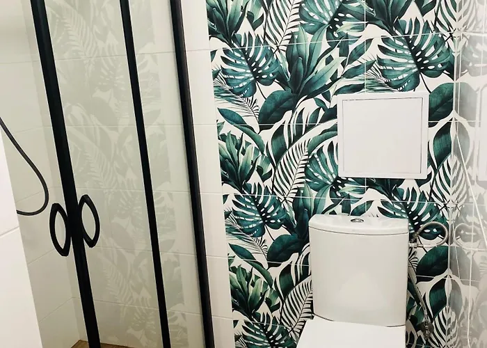 Goplańska Free Parking Self Check-in 24h