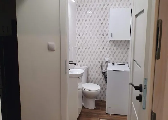 Goplanska Free Parking Self Check-in 24h * Познань