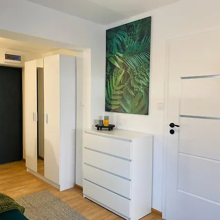 Goplanska Free Parking Self Check-in 24h Poznan