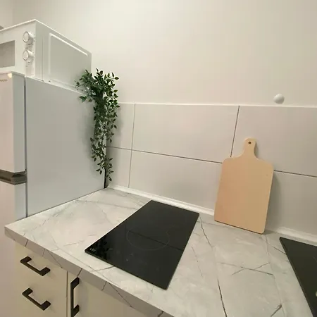 Goplanska Free Parking Self Check-in 24h