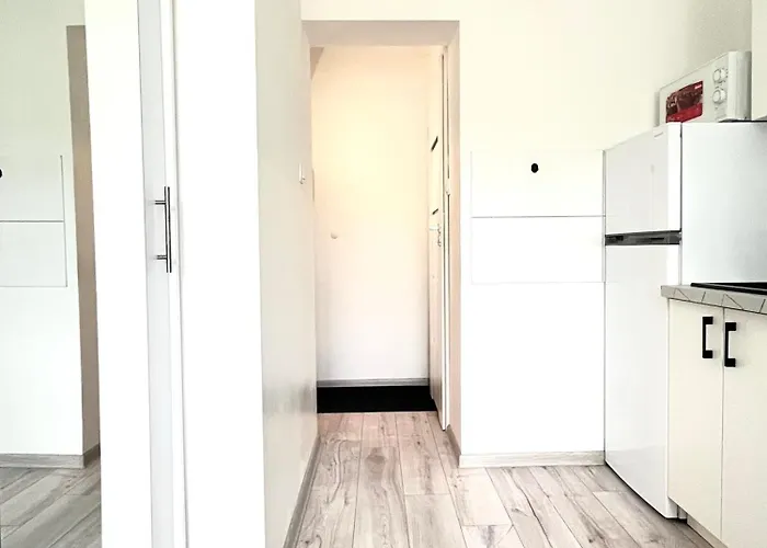 Goplańska Free Parking Self Check-in 24h *