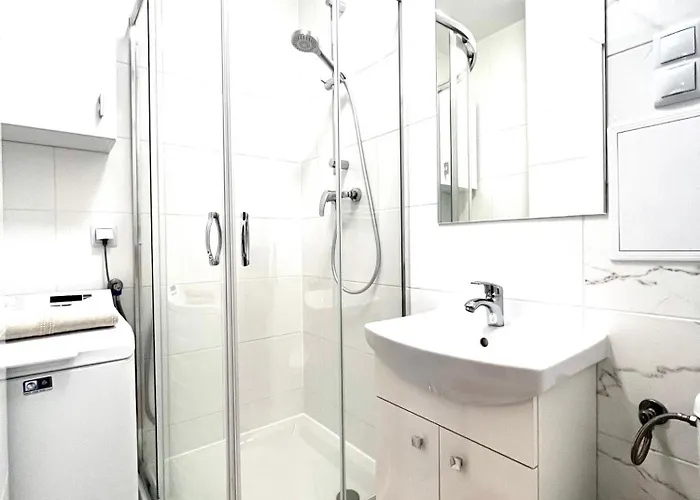 Goplańska Free Parking Self Check-in 24h *