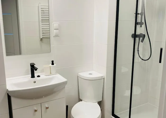 Goplańska Free Parking Self Check-in 24h *