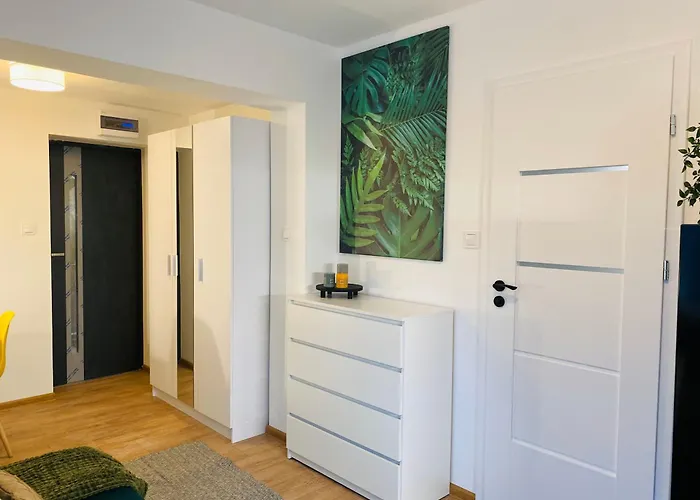 Goplańska Free Parking Self Check-in 24h Poznań